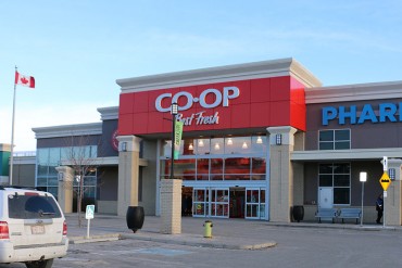 Image of Creekside food store in Calgary, Alberta.